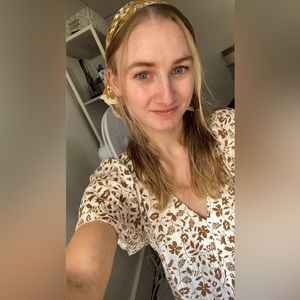 Meet your Posher, Elizabeth